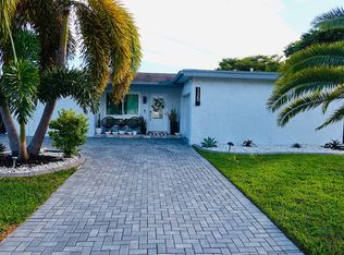 11360 NW 45th Pl, Sunrise, FL 33323