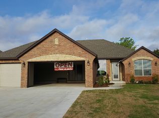 3605 Rita Rd, Moore, OK 73160