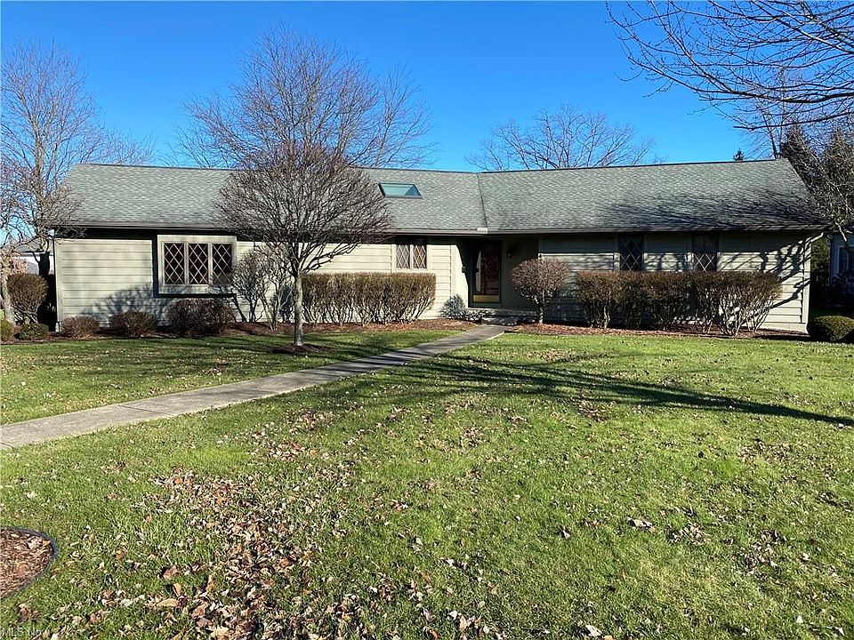 1st image of 471 Shadydale Dr