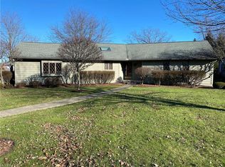471 Shadydale Dr, Canfield, OH 44406