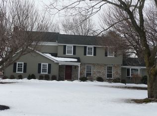 56 Charles Dr, Richboro, PA 18954