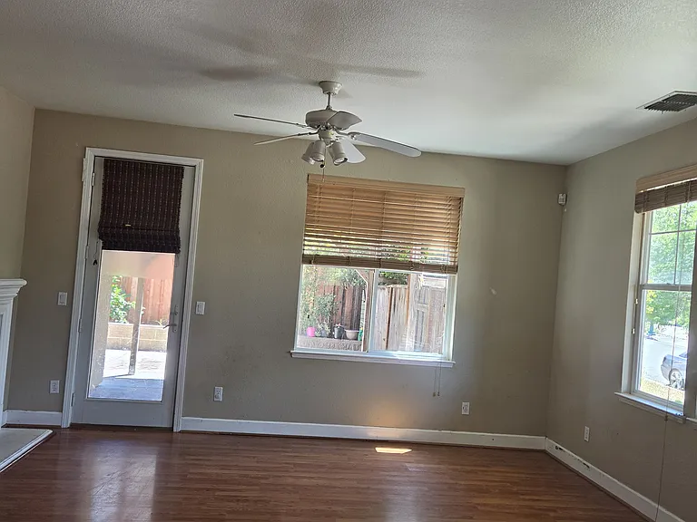 1948 Citrine Way — Photo 6