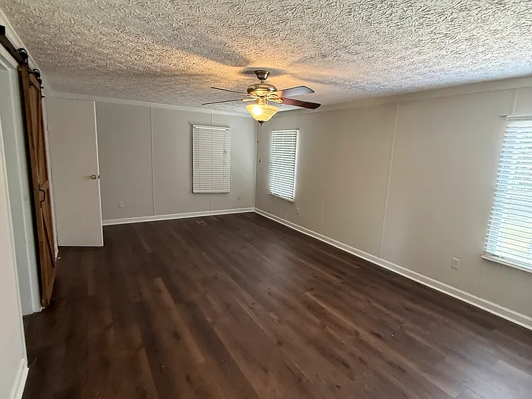 1311 Aycock Rd — Photo 8