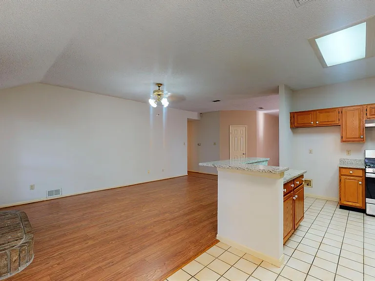 4012 Sendero Trl — Photo 8