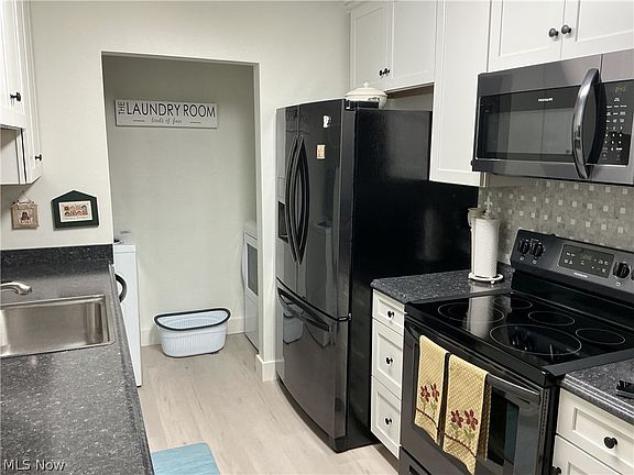 5th image of 3748 Colony Hill Dr