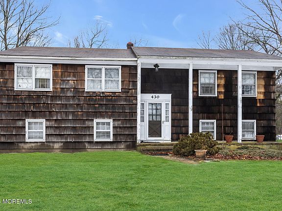 3rd image of 430 Ely Harmony Road