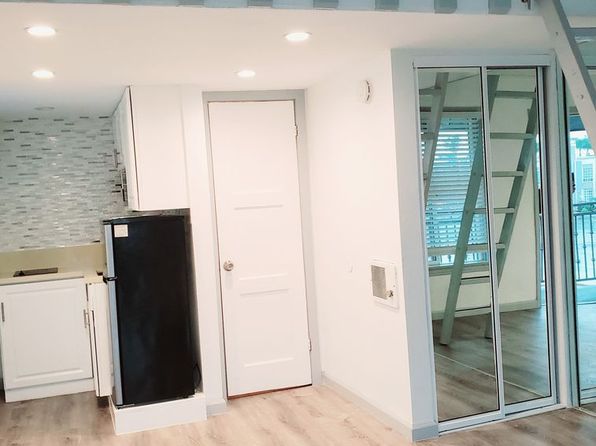 5465 E 2nd St APT 16
