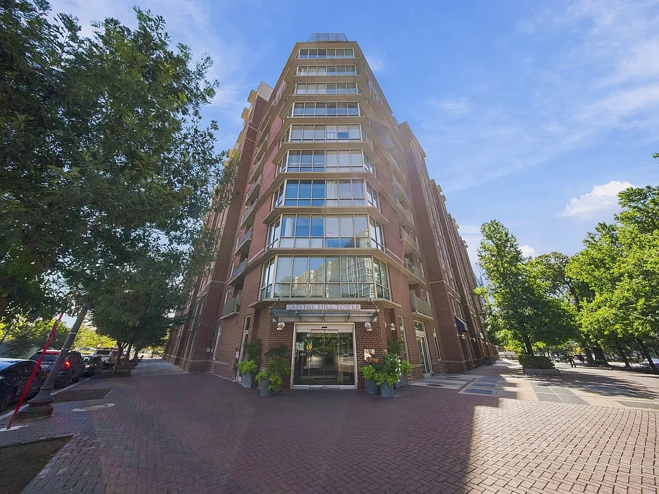 1000 New Jersey Ave SE #1022
