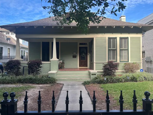 1335 Cortlandt St, Houston, TX 77008