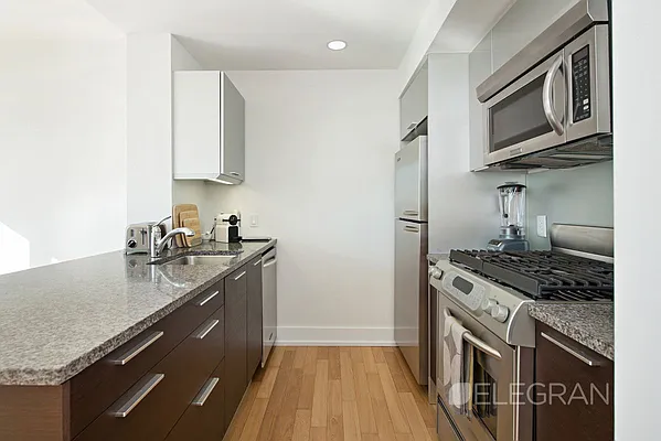 Rented by ER (DO NOT USE) | media 8