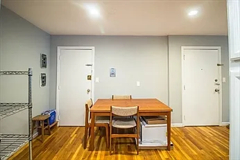 50 Seymour St #8 — Photo 9
