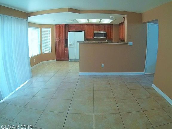 5th image of 1713 Black Hills Way