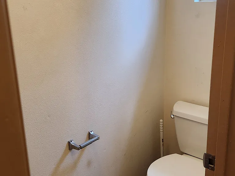 414 N Shelton St #A — Photo 10