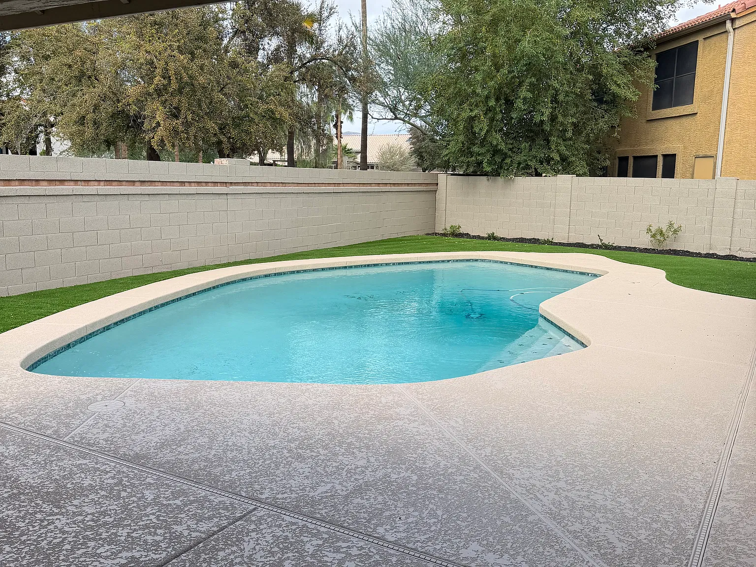4 bed, 2502 sqft, $3,800 — Photo 4