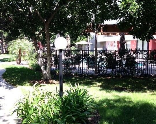 4th image of 7826 Topanga Canyon Blvd