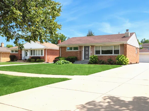 8223 N Washington St, Niles, IL 60714