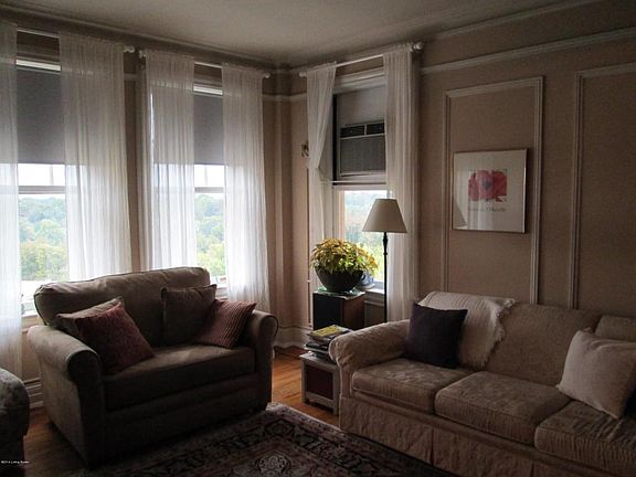 4th image of 2140 Bonnycastle Ave APT 10C