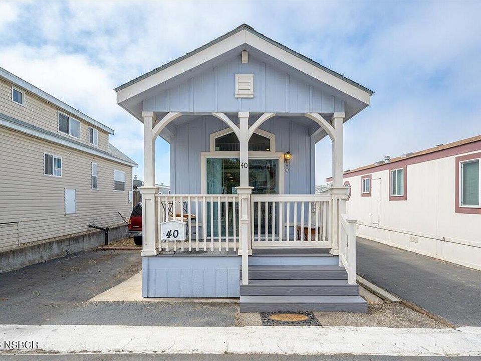 1st image of 1477 W Grand Ave #40
