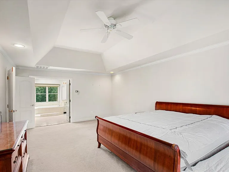 10243 Brittenford Dr — Photo 42