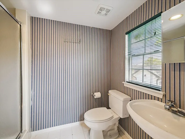 9777 Larston St — Photo 12
