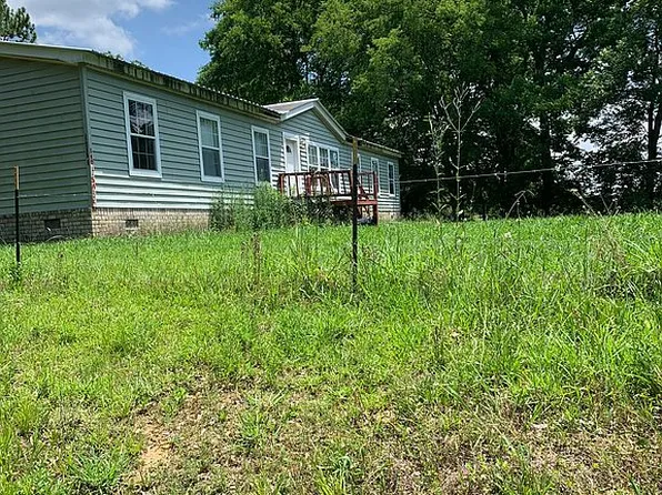 390 Old Macedonia Rd, Ragland, AL 35131