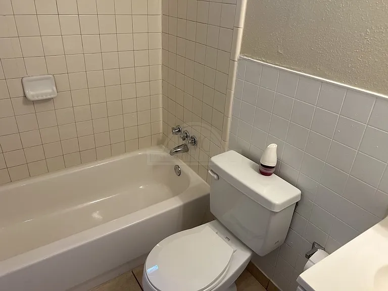 1608 Duncan Ave — Photo 16