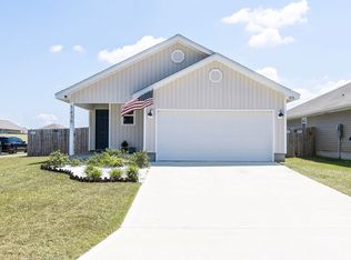 5438 Peach Dr, Pace, FL 32571
