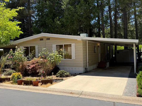 34 Candy Ln, Grass Valley, CA 95945