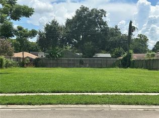 3228 Somerset Dr, New Orleans, LA 70131