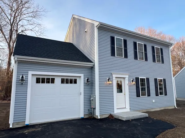 2 Hummingbird Path, Middleboro, MA