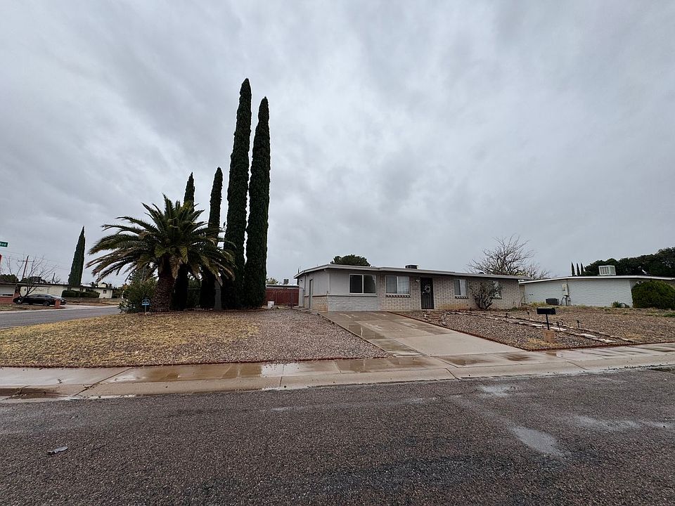 1st image of 2356 Santa Catalina Dr