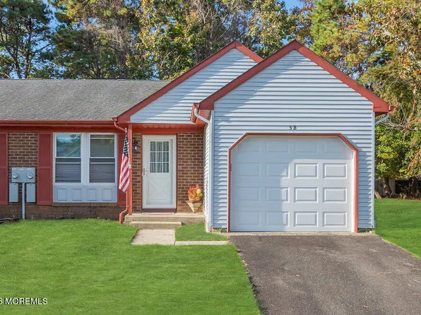 5 Winthrop Place #B, Whiting, NJ 08759