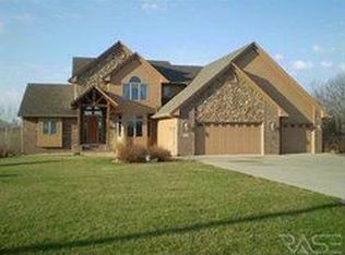 48061 Iverson Crsg Rd, Brandon, SD 57005