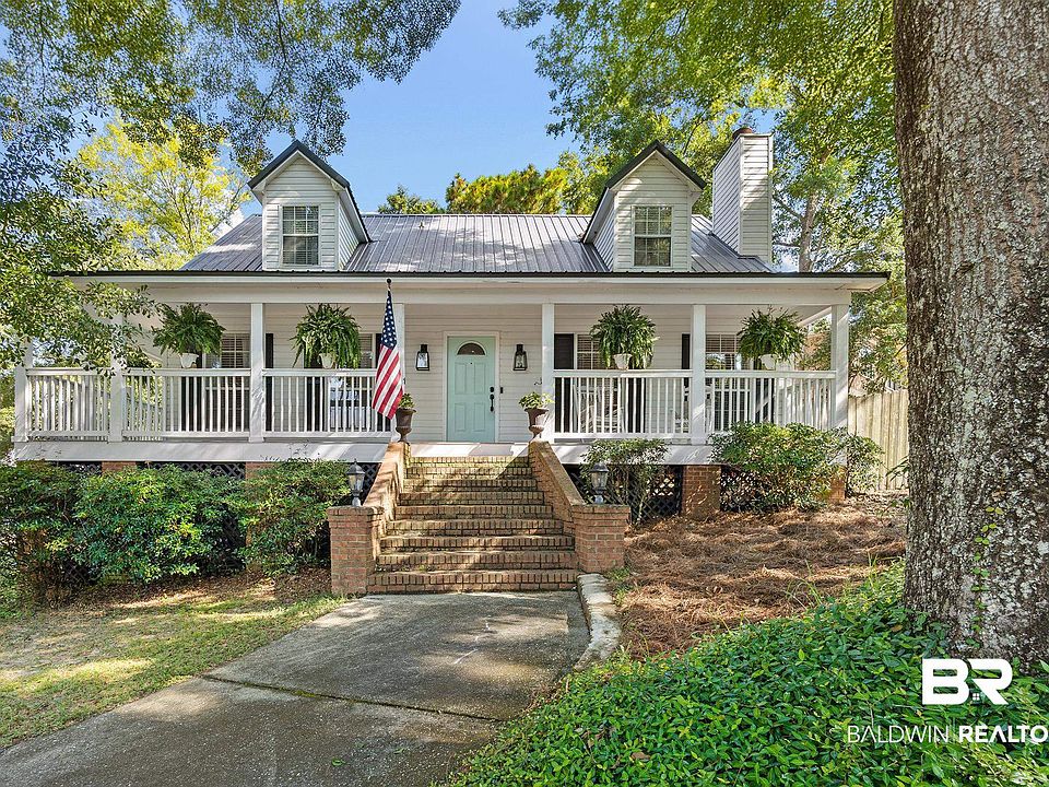 1st image of 100 Palisade Cir