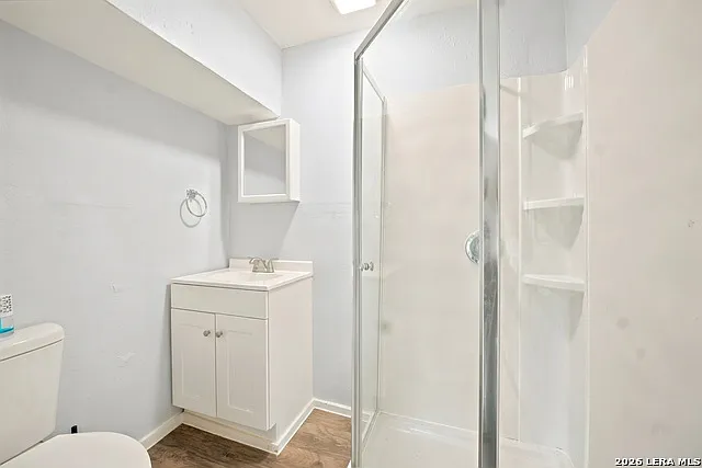 112 Avenue B — Photo 11