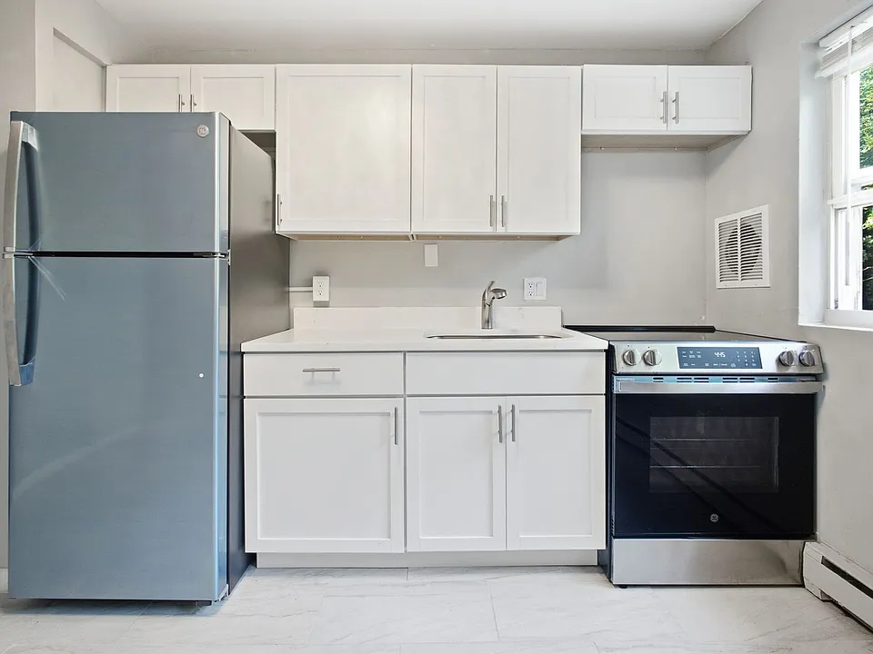 95 Fern St
