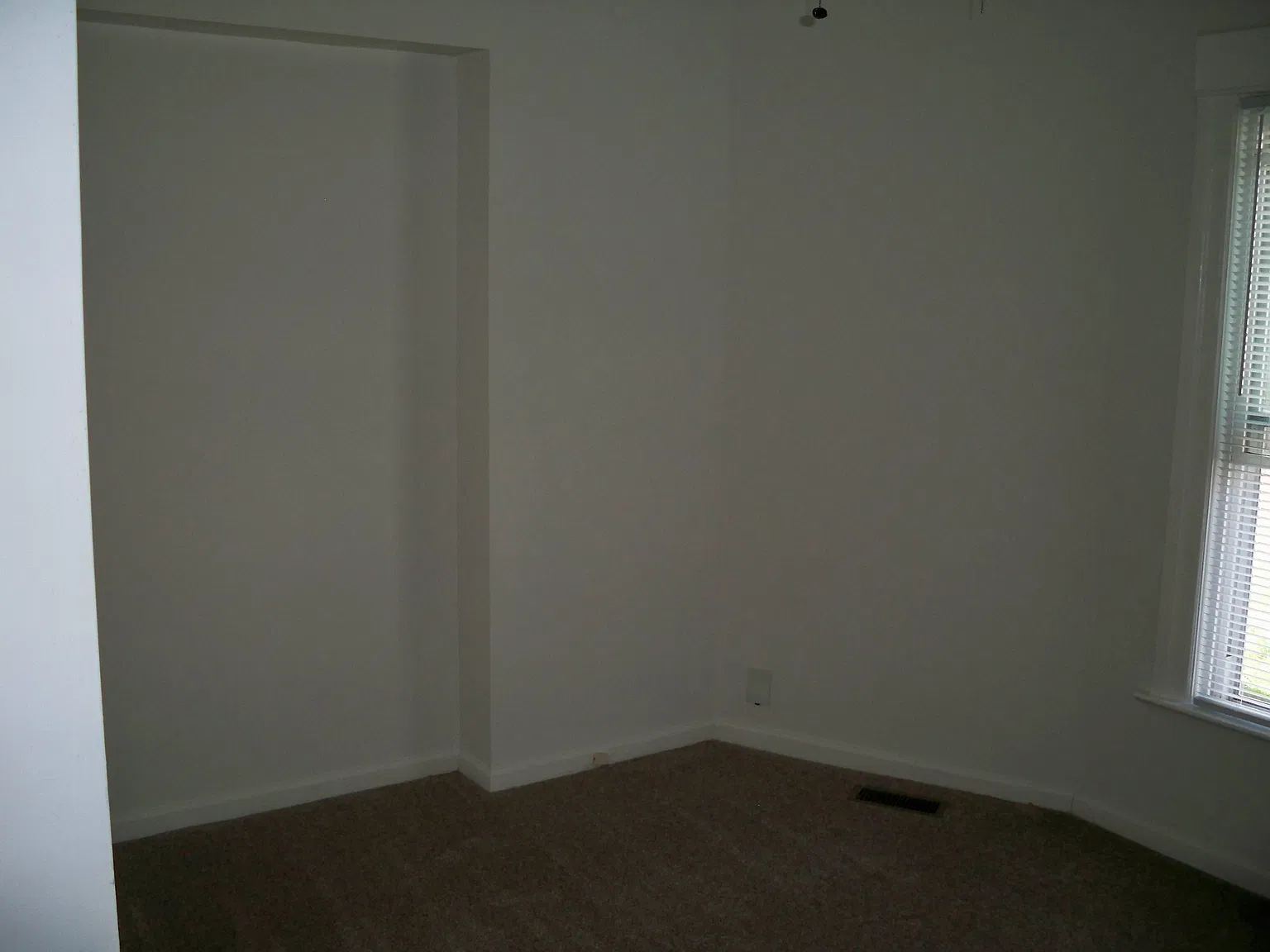 1 bed, 600 sqft, $800 — Photo 3
