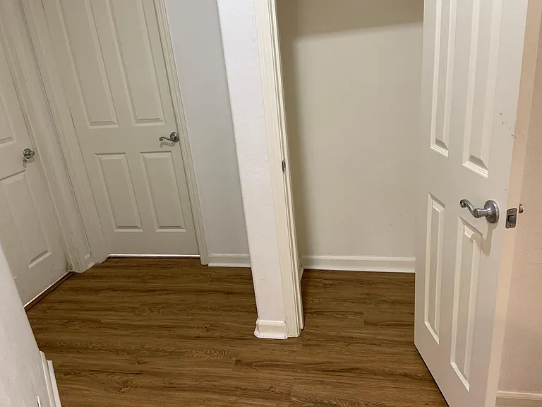 451 Miesque Ct — Photo 12