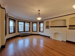 5321 W Cornelia Ave #2, Chicago, IL 60641
