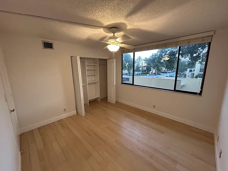 2911 SW 87th Ter #1607 — Photo 6
