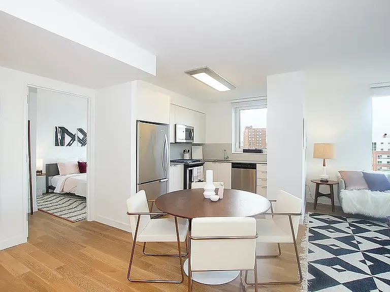 22 Lafayette Ave #15B — Photo 1