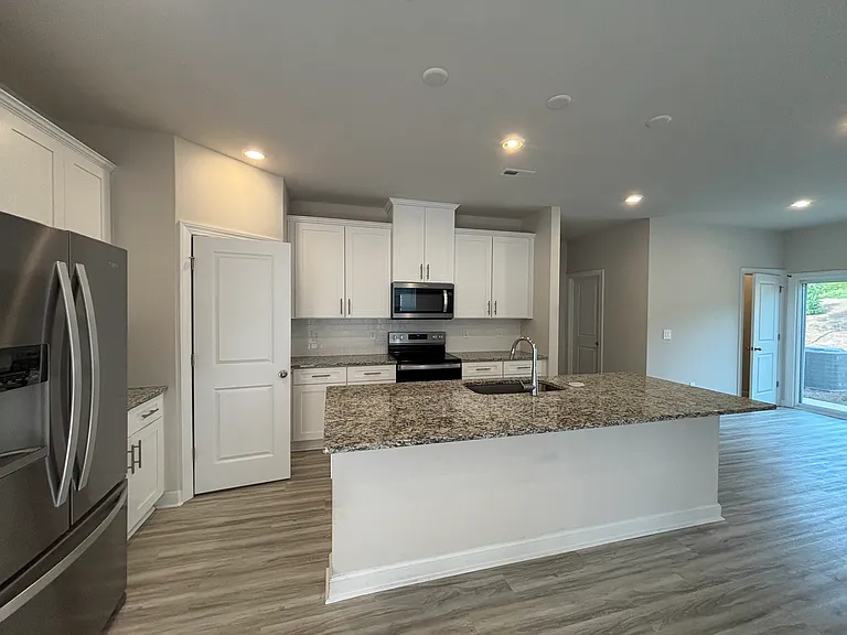 1754 Braemar Village Dr — Photo 11