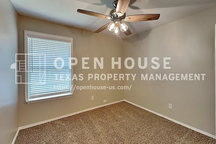 3604 Crestcreek Ct — Photo 15