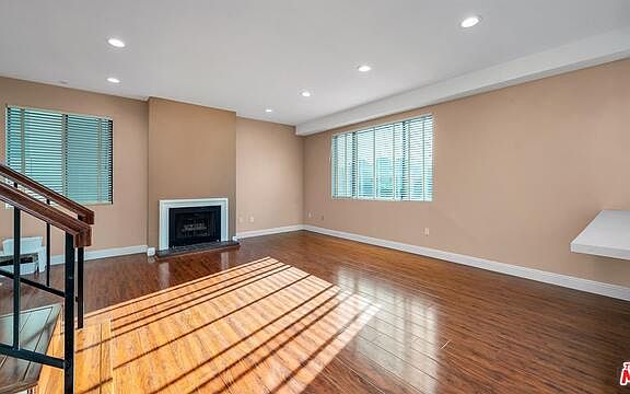 5th image of 1830 Colby Ave APT 10