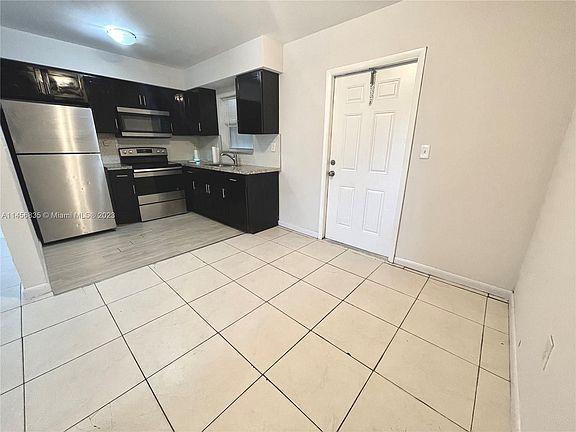 4th image of 7551 Venetian St APT 4