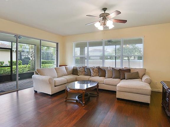 4th image of 11786 Barletta Dr