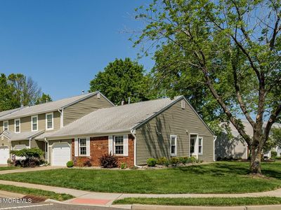 90 Oak Lane, Eatontown, NJ, 07724