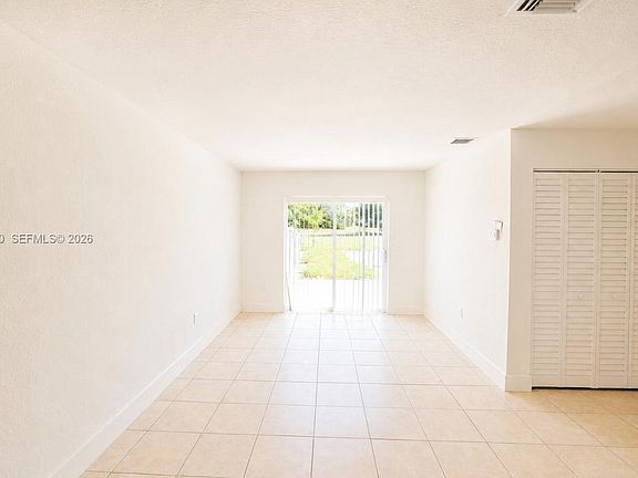 4th image of 20674 NW 38th Ave
