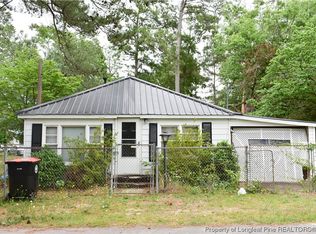 113 Oak St, Red Springs, NC 28377