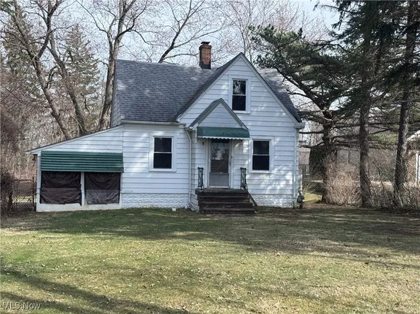 9791 Shepard Rd, Macedonia, OH 44056